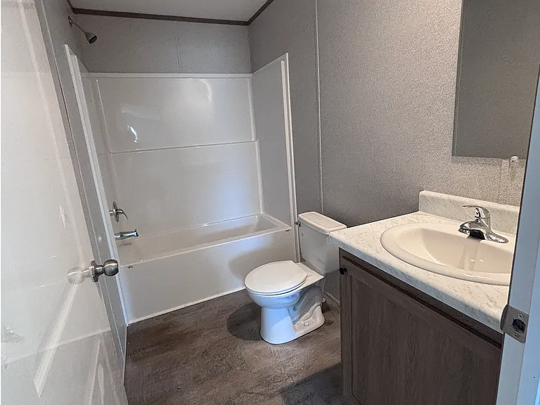 7480 SE Eagle Ave — Photo 15
