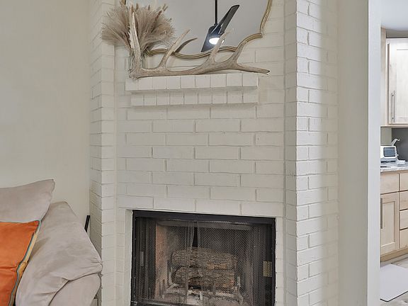 5th image of 53 Teakwood Ln #53