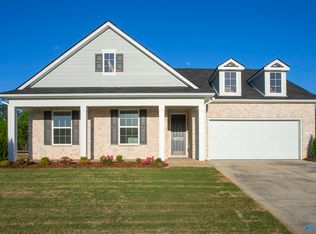 138 Jude Ln, Hazel Green, AL 35750