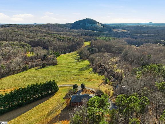 4th image of 119 Anthony Rd