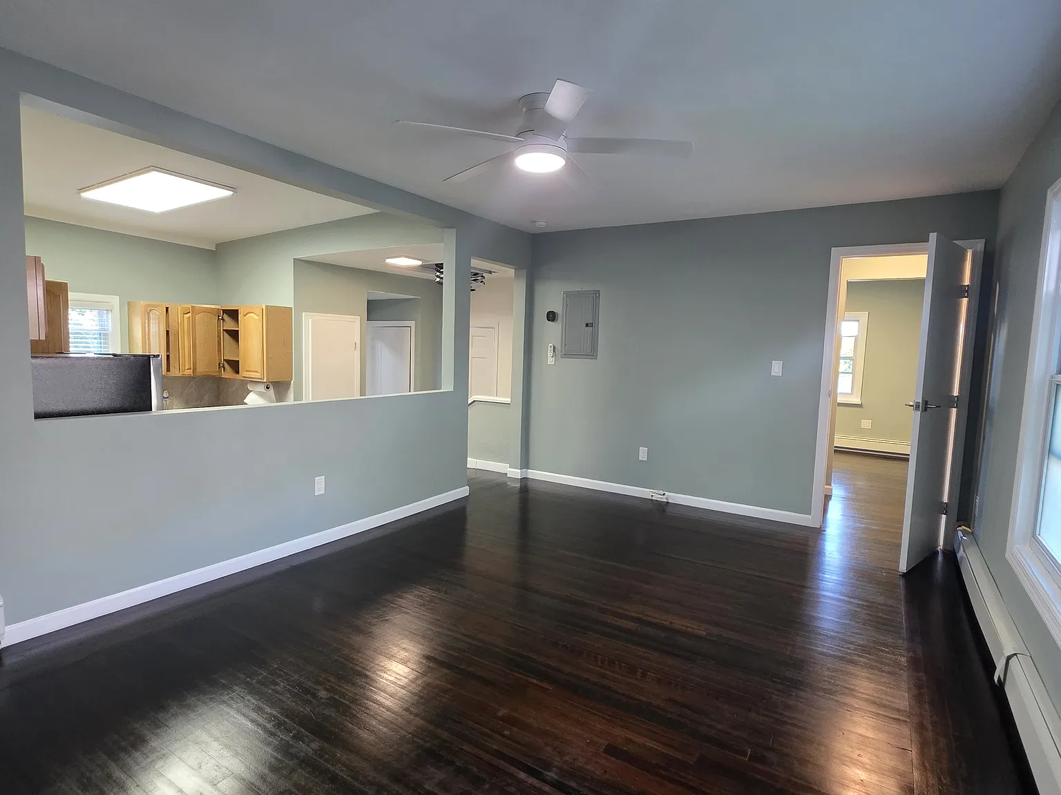 2 bed, $2,750 — Photo 3