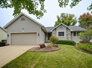 1792 Frawley Dr, Sun Prairie, WI 53590