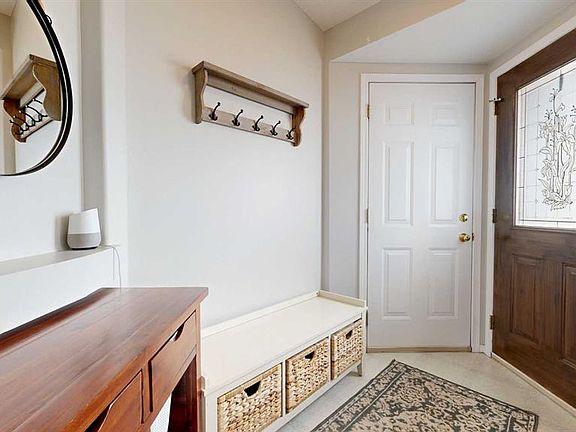 2nd image of 7425 W 103a St