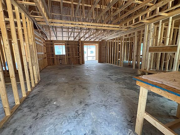 5th image of 5255 Pisgah Rd