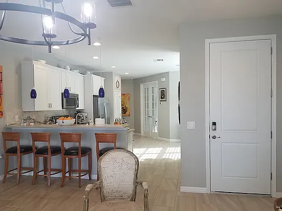 2 bed, 1571 sqft, $5,500 — Photo 4