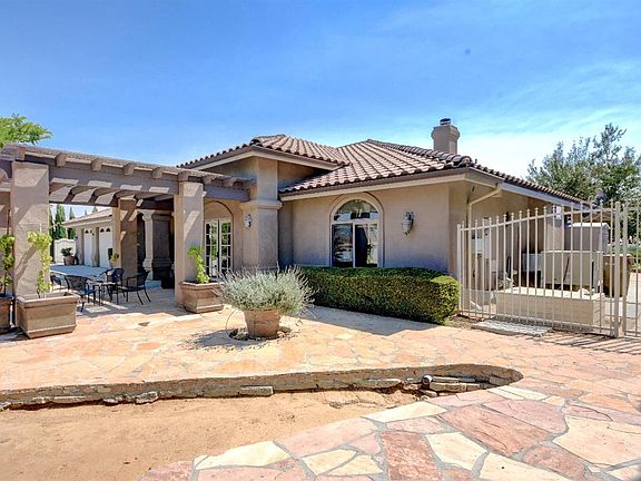 5th image of 10421 Choiceana Ave