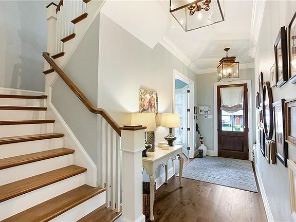 2nd image of 6831 Memphis St
