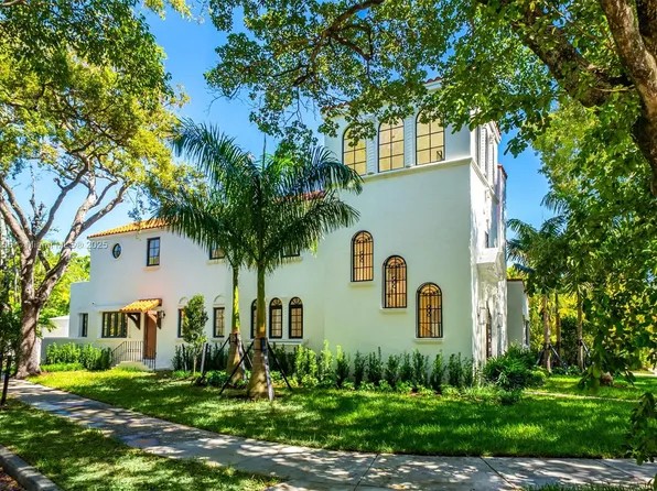 601 NE 56th St, Miami, FL 33137