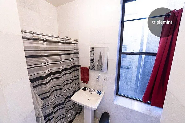 Rented by Triplemint | media 7