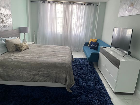 5th image of 251 174th St APT 1806
