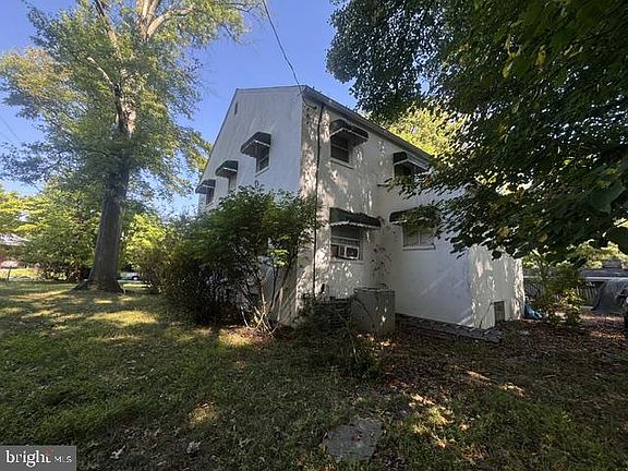 2nd image of 2603 Steele Rd
