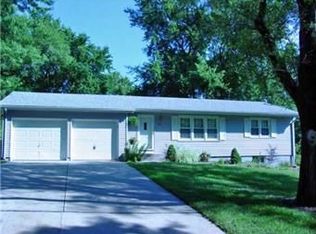 6807 NW 74th St, Kansas City, MO 64152