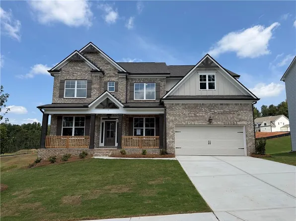 1096 Hawkins Creek Dr, Jefferson, GA 30549
