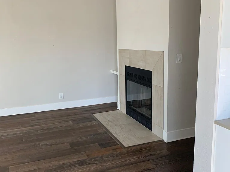 236 Shoreline Ct — Photo 7