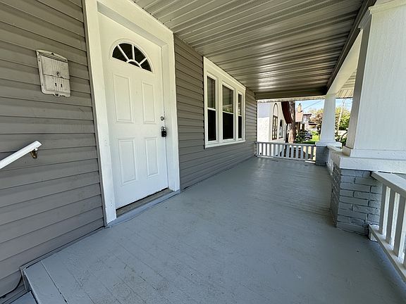 2nd image of 328 Churchill St