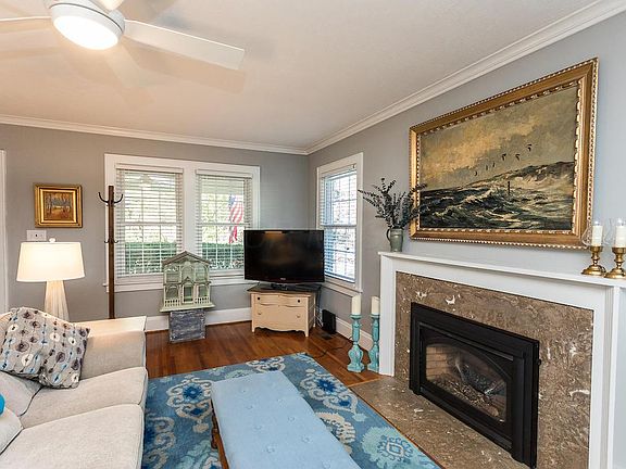 5th image of 171 Northmoor Pl