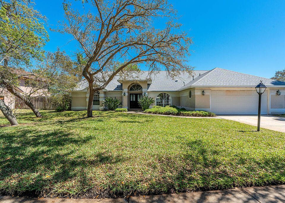 1st image of 748 Peregrine Dr