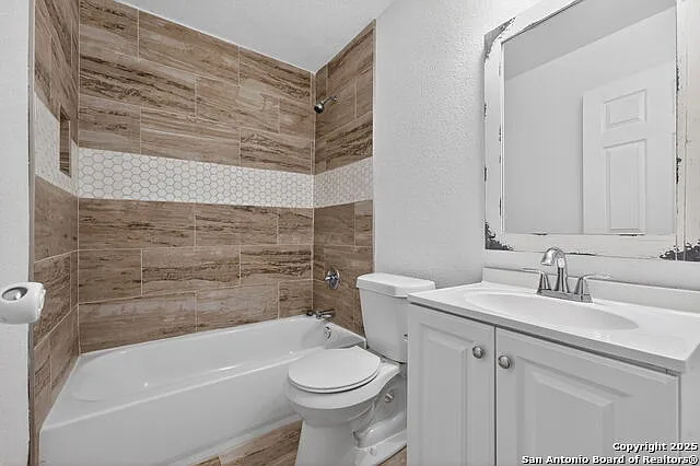 118 Compton Ave #1 — Photo 14