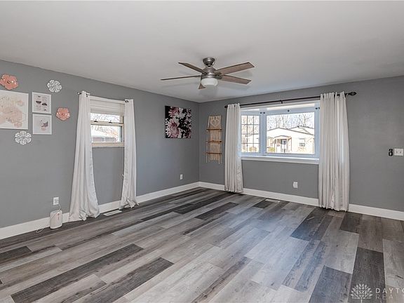3rd image of 1756 Beaver Creek Ln