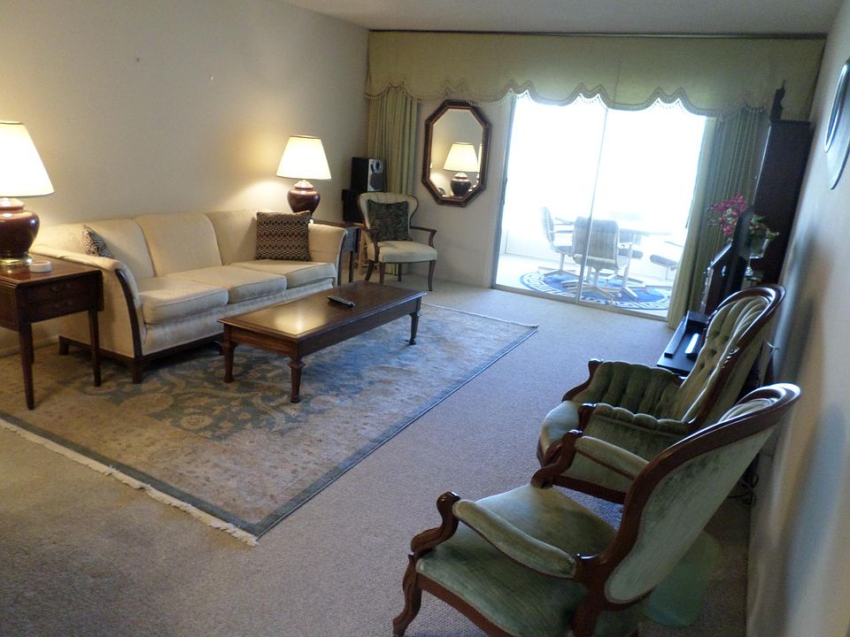 1st image of 333 W Lake Howard Dr #B102