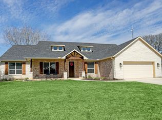 14910 Live Oak Ln, East Bernard, TX 77435
