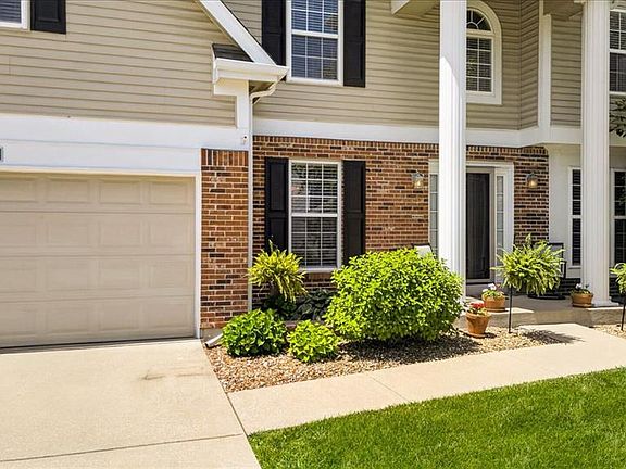4th image of 4013 Riverdell Dr