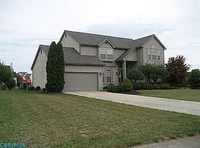 3rd image of 9760 Wagonwood Dr NW