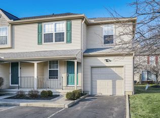 5712 Apricot Ln #96E, Hilliard, OH 43026