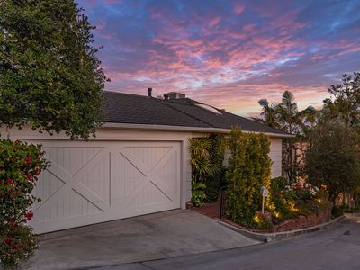1612 Gilcrest Dr, Beverly Hills, CA, 90210