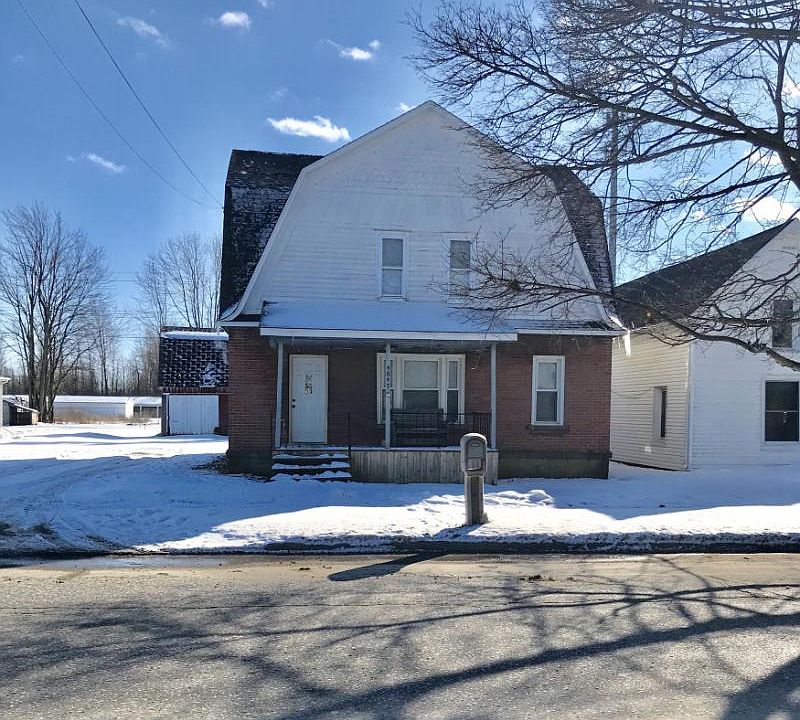 1st image of 4047 Main St