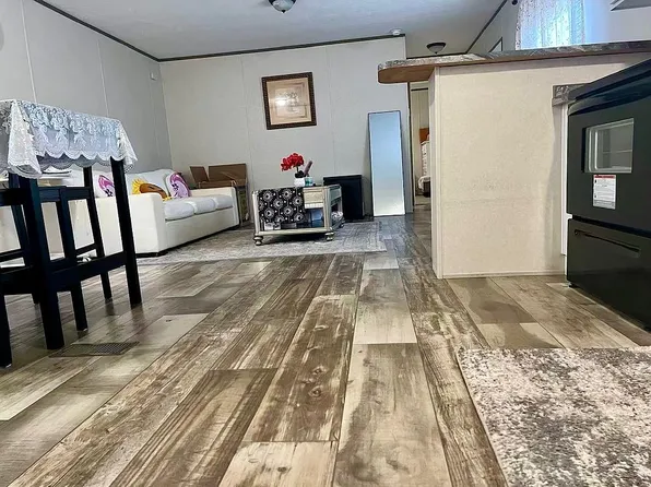 127 Havenwood Dr, Pompano Beach, FL 33064