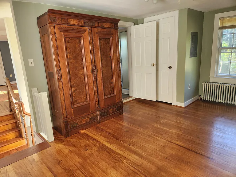 1520 Ridout Ln — Photo 20