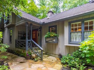 139 Riverview Ct, Sapphire, NC 28774