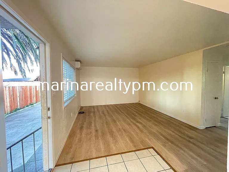 114 Carolina St #B — Photo 8