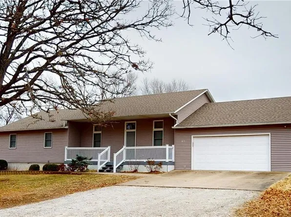 18985 S 1488th Rd, Nevada, MO 64772