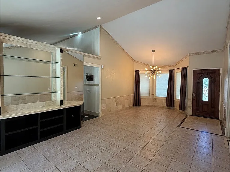 11296 Heathcliff Dr — Photo 9