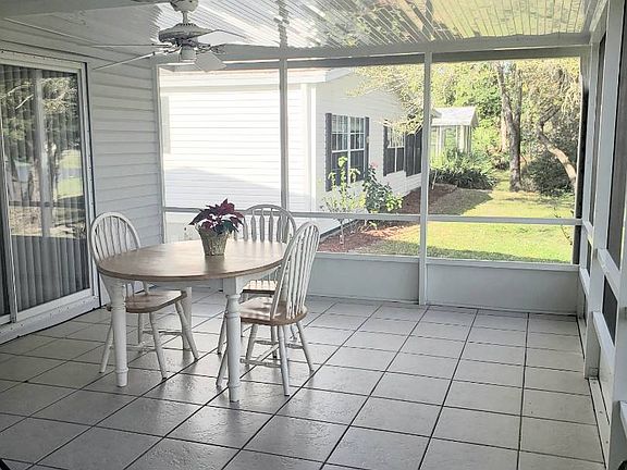 5th image of 4117 Huckleberry Ln