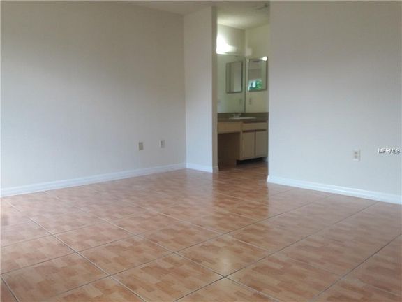 5th image of 7120 Gray Shadow St