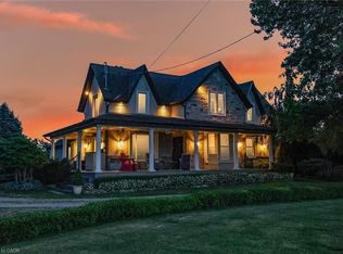 3718 Lakeshore Rd, Lincoln, ON L3J 0X2
