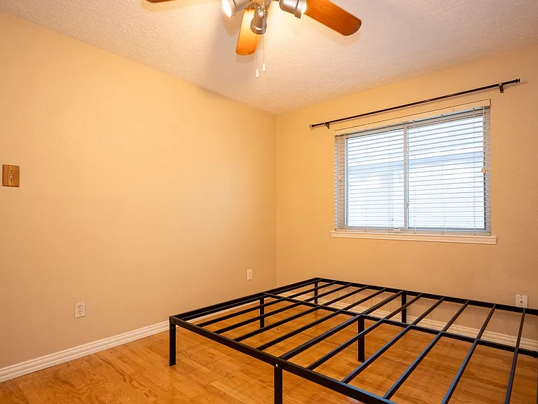 22811 Elkana Deane Ln — Photo 26