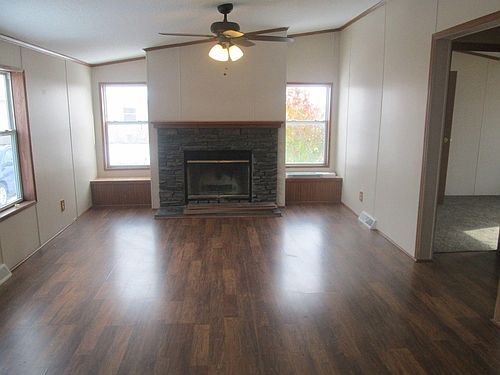 1st image of 43569 Medea Dr