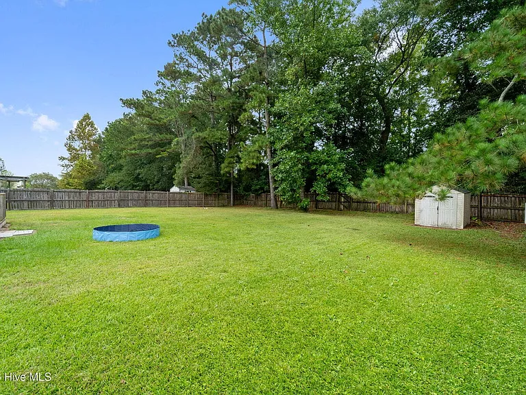 183 Bridlewood Dr — Photo 1