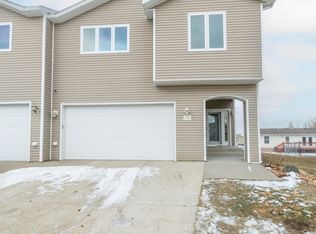 1728 Calgary Loop, City of bismarck, ND 58503