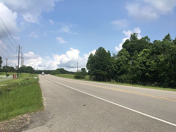 4th image of 4617 Highway 10