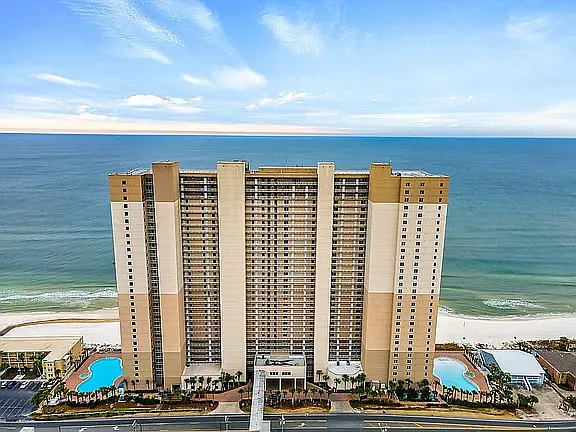 1 bed, 849 sqft, $2,450 — Photo 2