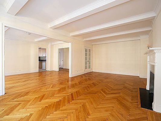 3rd image of 585 W End Ave #3F