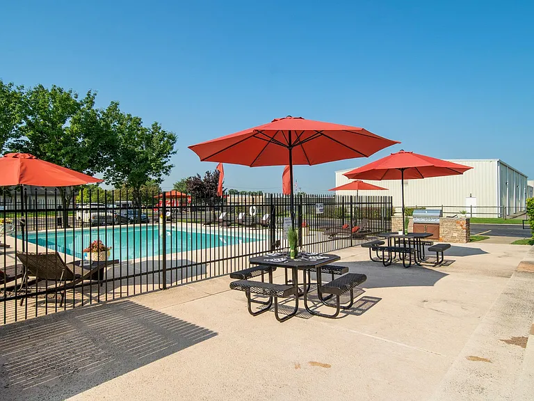 Brookwood on 86th - Move-In Today and Receive a $500 Visa Gift Card! — Photo 8