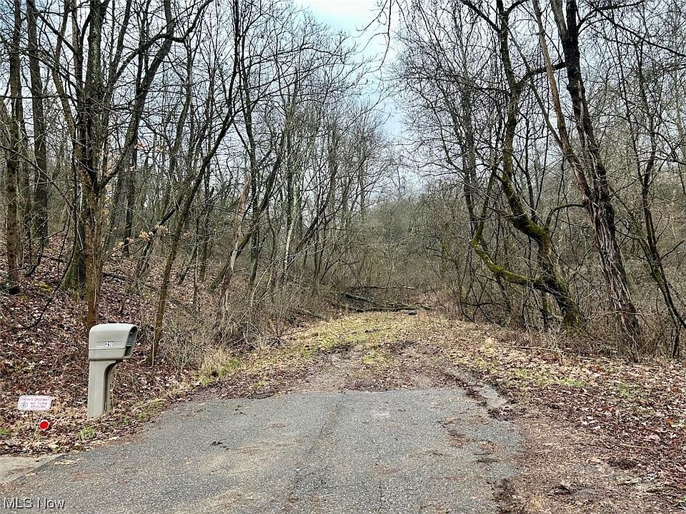 1st image of Caro Ln