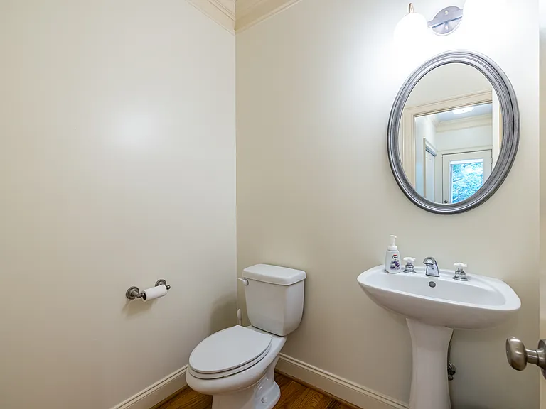 1040 Boulevard Dr NE — Photo 19