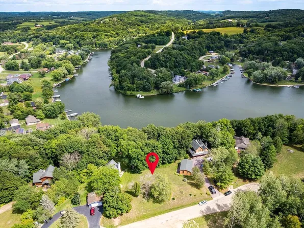 L6 Mockingbird Pueblo Court #6, La Valle, WI 53941
